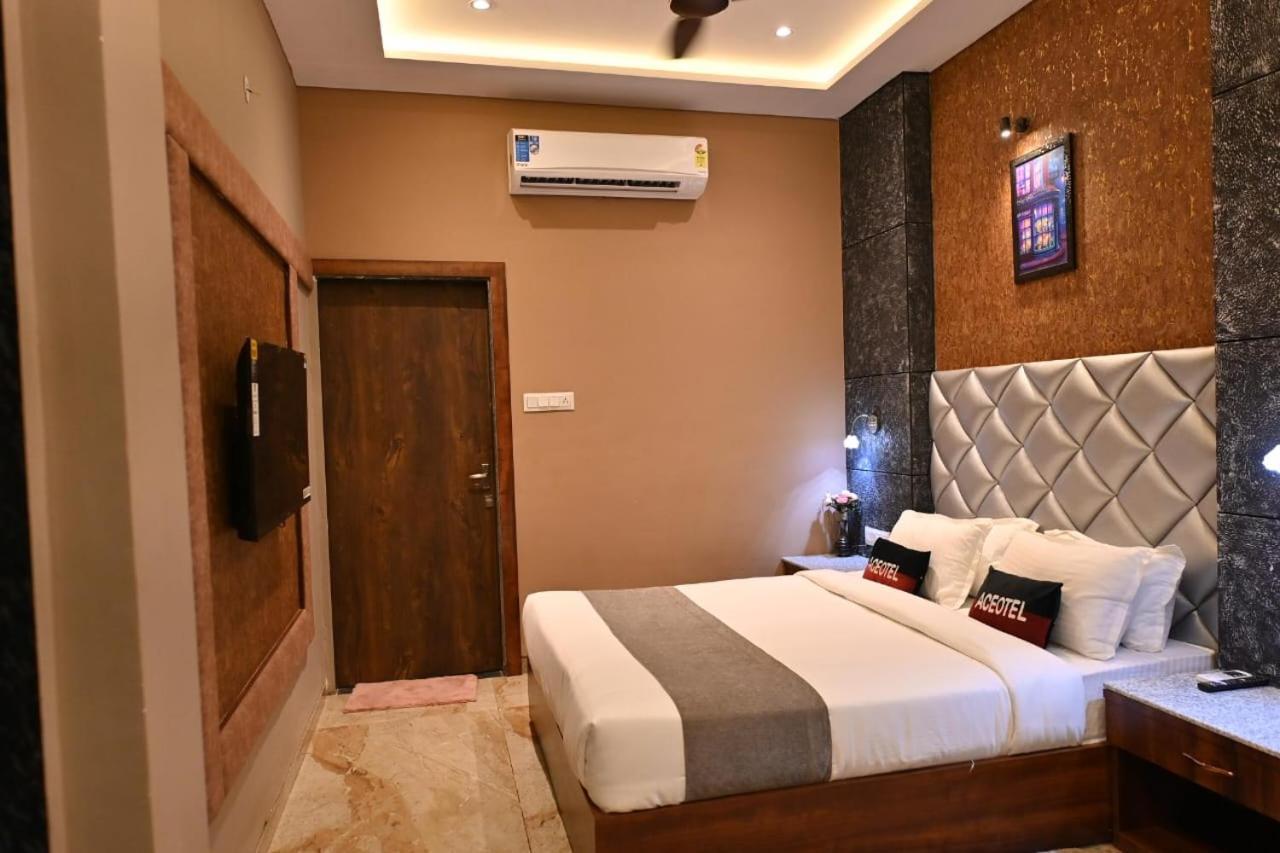 The Apple Tree Hotel Ιντόρ Εξωτερικό φωτογραφία